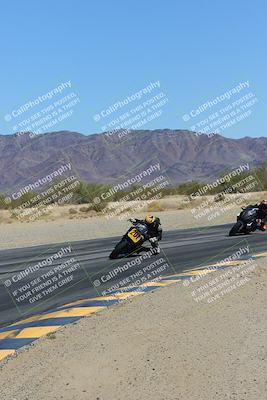 media/Mar-24-2025-Moto Forza (Mon) [[57ce5c5cff]]/1-Advanced Group/Session 3 (Turn 6 Inside)/